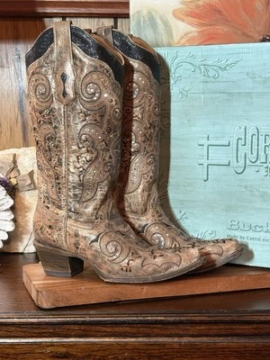 Corral Women's Western Cowgirl Boots Size 8 Brown Embroidered Leather Rhinestone - Image 1 of 4