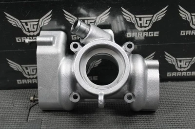 Husqvarna WR250 CR250 1999 2000 OEM CILINDRO BRIDA ESCAPE CUBIERTA HTS 800086853 Foto 1 de 4