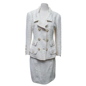 CHANEL BOUTIQUE Ivory Wool Bouclé Jacket &Skirt Size 38 - Picture 1 of 8