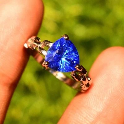 13,50 kt glänzender blauer Tansanit 925 Sterlingsilber Verlobungsring US 7 - Bild 1 von 4