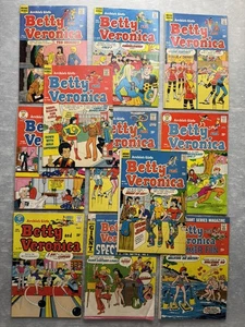 Archie’s Girls Betty und Veronica Lot / 13 #191 196 199 205 207 210 211 216 217 && - Bild 1 von 24
