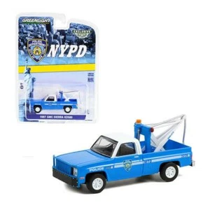Greenlight 30236 1987 GMC Sierra K2500 w/ Hook NYPD Diecast Tow Truck 1:64 - Picture 1 of 1
