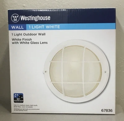 Westinghouse 67836 哑光白色开关白炽灯具 — 第 1/4 张图片