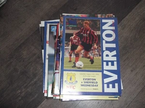 NEAR FULL SET OF 19 SHEFFIELD WEDNESDAY AWAY PROGRAMMES 92/93 SEASON - Picture 1 of 1