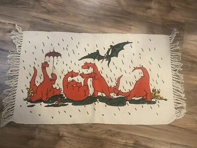Alfombra borla animada dinosaurio decoración del hogar nuevo stock antiguo 36X22 niños vintage  Foto 1 de 4