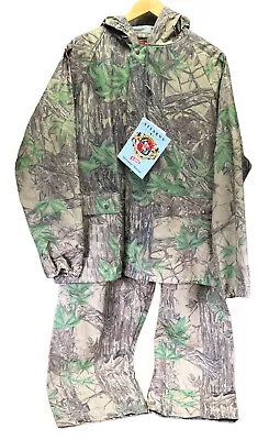 Stearns Dry Wear Men’s Camo Hunting Hooded Jacket and Pants Size Medium Realtree - Image 1 of 4
