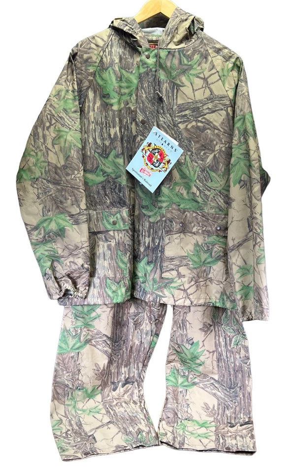 Stearns Dry Wear Men’s Camo Hunting Hooded Jacket and Pants Size Medium Realtree - Image 1 of 4