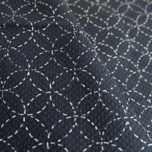 Sashiko Effect Traditional Japanese Shippou Pattern Cotton Fabric 50cm Navy - Picture 1 of 6