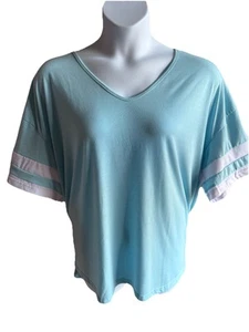 Mujeres Cuello en V Camisetas Informales Borde a Rayas S/S Calce Suelto - Azul Bebé - Imagen 1 de 7