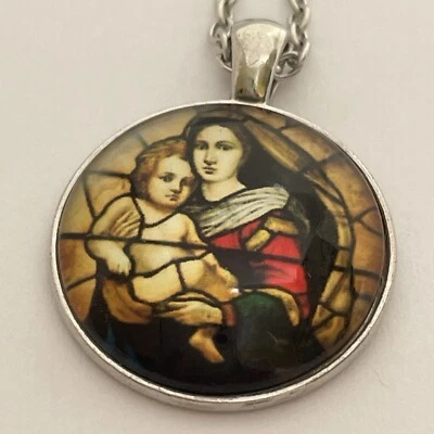 MADONNA & CHILD   Religious stained glass image NECKLACE   UK seller H8 - Image 1 of 4