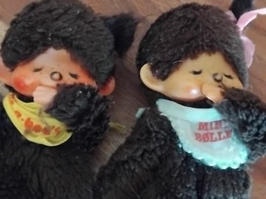 Vintage Monchhichi Daumenlutschen Schlafender Affe Stofftiere X2 - Bild 1 von 6