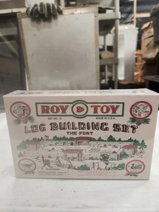 Roy Toy Log Building Set - The Farm - Picture 1 of 2