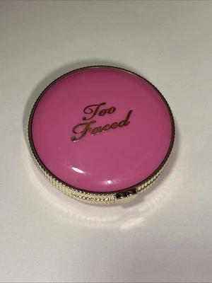 Rubor Too Faced Cloud Crush Super Candy Cloud, tamaño completo 0,17 oz Foto 1 de 4