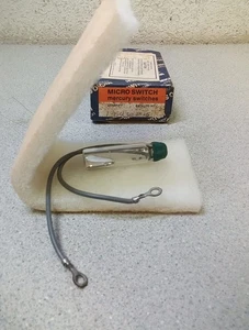 Honeywell Microinterruttore Interruttori Mercury AS432B15 - Foto 1 di 2