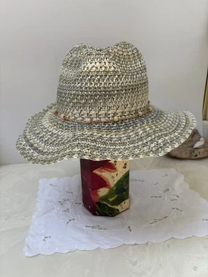 NUEVO CON ETIQUETAS ~ Sombrero Theodora & Callum Sun ~ 100% Papel ~ Salvia multicolor ~ Tamaño ajustable Foto 1 de 4
