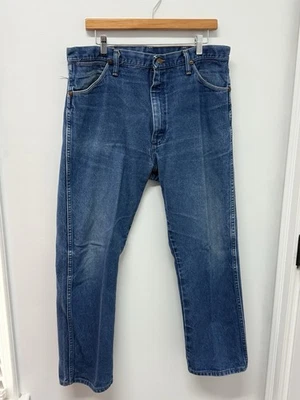 Pantalones de mezclilla vintage Wrangler para hombre 34 x 28 pierna recta azul oscuro 13MW2 Foto 1 de 4