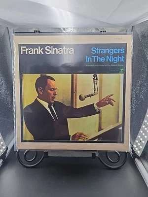 RARE! Frank Sinatra Strangers In The Night LP 1966 Reprise UK press R9-1017 VG+ - Image 1 of 4