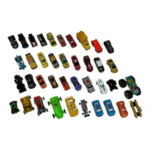 LOT OF 39 TOY CARS - DIECAST, HOT WHEELS, ETC. T011 - Picture 1 of 13
