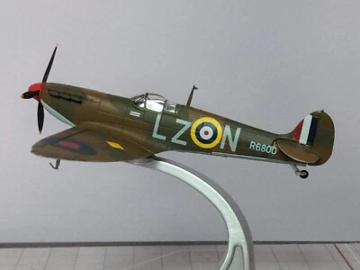 1:72 CORGI RAF SPITFIRE MK1 RUPERT LUCKY LEIGH SQN 1940 AA39211 NO.66 - Image 1 of 4