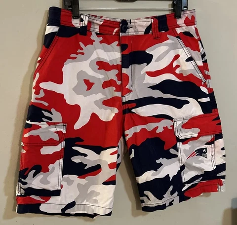 NFL Team Apparel New England Patriots Red White Blue Camo Cargo Shorts 34 Waist Cover