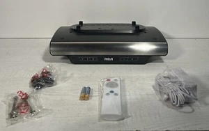 RCA Bajo Gabinete Radio Reloj Bluetooth Altavoces de Música Cocina Hogar Estéreo NUEVO - Imagen 1 de 12