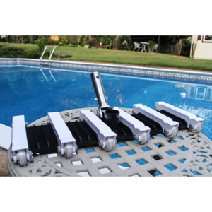 Cabezal de aspiradora de piscina con mango flexible Aqua EZ 19 pulgadas con ruedas VH763 - Imagen 1 de 5