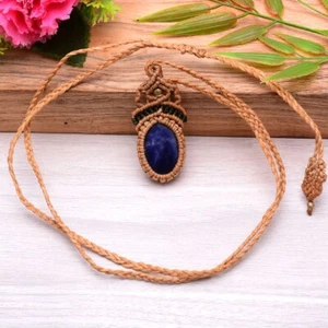 Collar de cristal curativo colgante de macramé bohemio de sodalita natural hecho a mano - Imagen 1 de 6