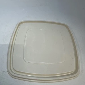 Vintage Rubbermaid Servin' Saver Replacement Lid #3  - LID ONLY - Square - Picture 1 of 2