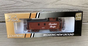 TRUE LINE TRAINS 1/87 HO CPR CANADIAN PACIFIC WOOD CABOOSE RD #427029 NIB 301169 - Picture 1 of 19