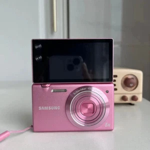 Pink Samsung MV800 20MP Camera Flip Touch Screen Stylish for Fashion Vlogging - Picture 1 of 5