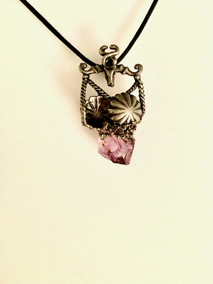 Libra Mini zodiac pendant pewter amethyst crystal astrolog fashion gemstone - Image 1 of 1