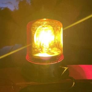 Britax 324 Magnet Mount Beacon With H1 Bulb - Excellent Condition - Picture 1 of 12