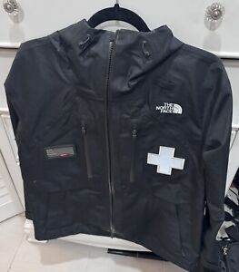 Supreme® x The North Face® Summit Series Rescue Mountain Pro Jacket Black MEDIUM