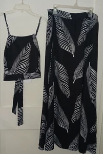 SHEIN VAY CAY 2-TEILIGES SCHWARZ WEISS LANGER ROCK NECKHOLDER OBERTEIL DAMEN GRÖSSE 2X - Bild 1 von 3