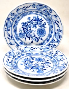 Vintage Zwiebelmuster BLUE ONION 7-1/2" Salad Plate Czechoslovakia Set of 4 - Picture 1 of 3