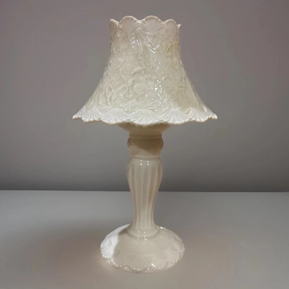 Yankee Candle Tealight Soporte Lámpara Pilar Soporte Festoneado Borde Marfil Victoriano Foto 1 de 4