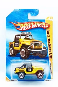 Hot Wheels 2010 New Models Toyota Land Cruiser FJ40 - Picture 1 of 2