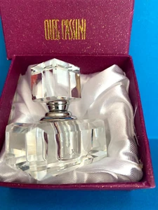 OLEG CASSINI CRYSTAL PARFUME BOTTLE NEW WITH GIFT BOX PERFUMERO DE CRISTAL - Imagen 1 de 20
