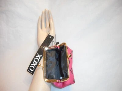 Monedero XOXO negro/blanco y rosa/negro se vende por separado Foto 1 de 4