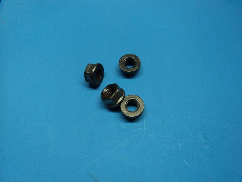 Dodge Ram 1989-2007 5,9 Cummins DSL. CARGADOR TURBO TUERCAS DE MONTAJE ACERO INOXIDABLE Foto 1 de 1