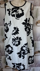 Vestido Hobbs Mono Blanco y Negro Lona Floral Lápiz Borde Cambio Reino Unido 16 En muy buena condición - Imagen 1 de 5