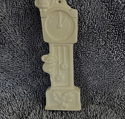 03 - Ratón Corrió el Reloj Adorno Cerámica Bisque Listo para Pintar* Foto 1 de 2