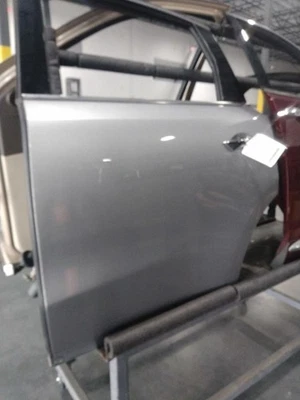 Puerta lateral trasera izquierda del conductor sin parasol se adapta a 14-20 MDX 553056 Foto 1 de 3