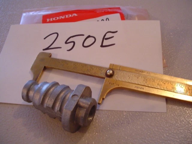 *1EA OEM HONDA UPPER SPRING HOLDER  XR50R Z50R 51504-165-000 R2358 Foto 1 de 1