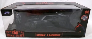 Jada The Batman Batmobile & Batman Figure 1:24 Scale Vehicle Sealed - Picture 1 of 2