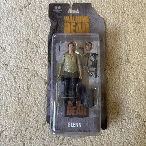 The Walking Dead TV AMC 2025 Wave 2 - Glenn Rhee 5 Inch Action Figure Mcfarlane - Picture 1 of 2