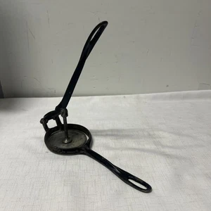 Antigua prensa de alimentos Ricer de hierro fundido del siglo XIX - Imagen 1 de 13