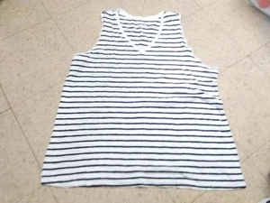 Nwt TIME and TRU WOMENS PLUS SLEEVELESS POCKET RELAXED FIT T SHIRT B/W STRIPE XL - Picture 1 of 1
