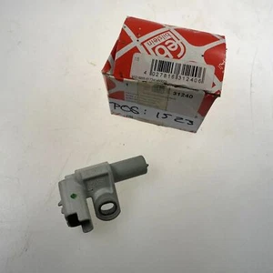 Sensor, camshaft position FEBI BILSTEIN 31240 for FIAT MAZDA VOLVO - Picture 1 of 7