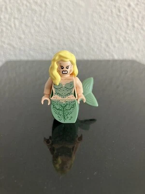 lego pirates des caraibes 4194 figurine sirene de la baie du cap blanc - Photo 1/2
